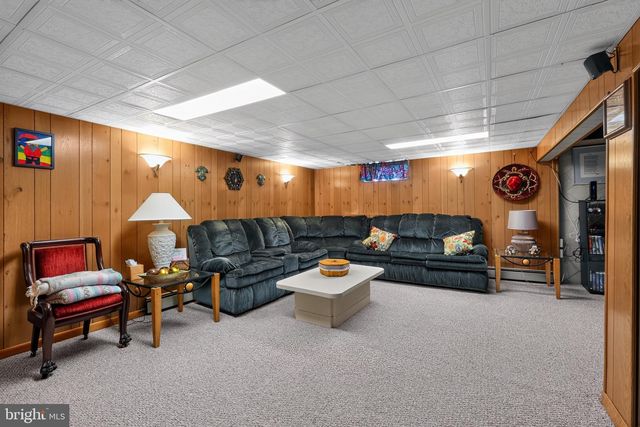 740 PUBLIC RD, Bethlehem, PA 18015
