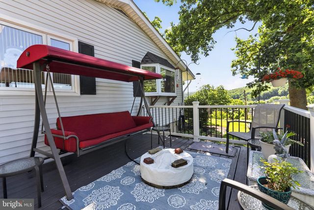 740 PUBLIC RD, Bethlehem, PA 18015