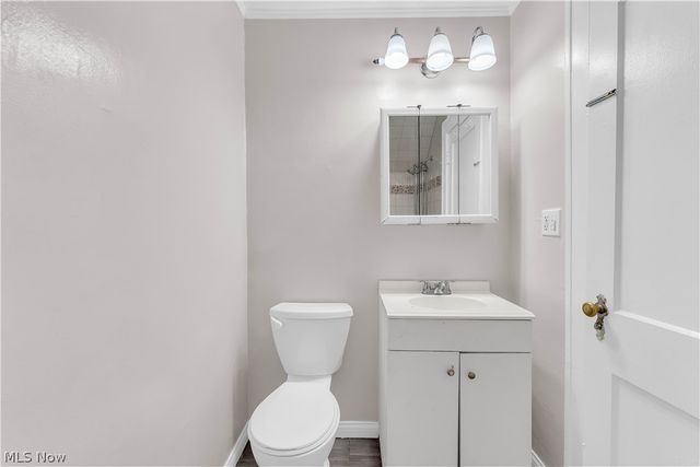 13510 Wainstead Avenue, Cleveland, OH 44111