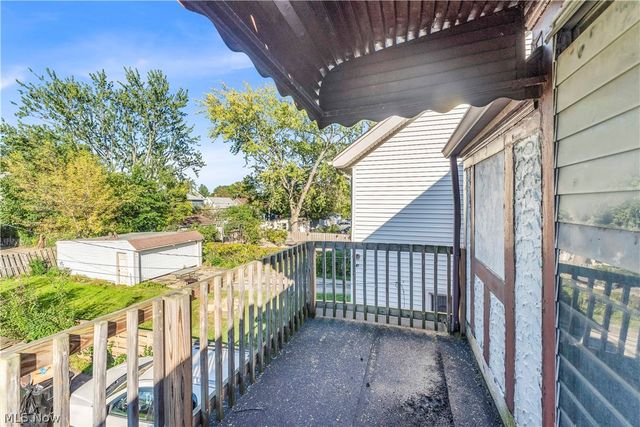 13510 Wainstead Avenue, Cleveland, OH 44111
