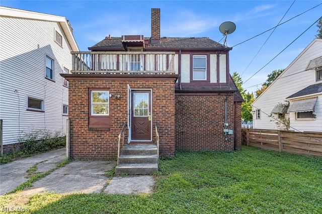 13510 Wainstead Avenue, Cleveland, OH 44111
