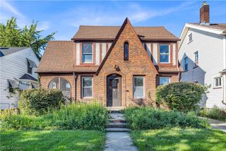 13510 Wainstead Avenue, Cleveland, OH 44111