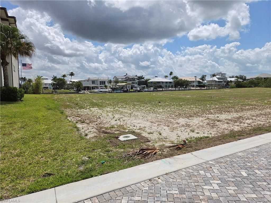 18231 Old Pelican Bay DR, FORT MYERS BEACH, FL 33931 — photo 3