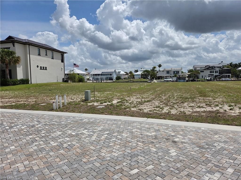 18231 Old Pelican Bay DR, FORT MYERS BEACH, FL 33931 — photo 4