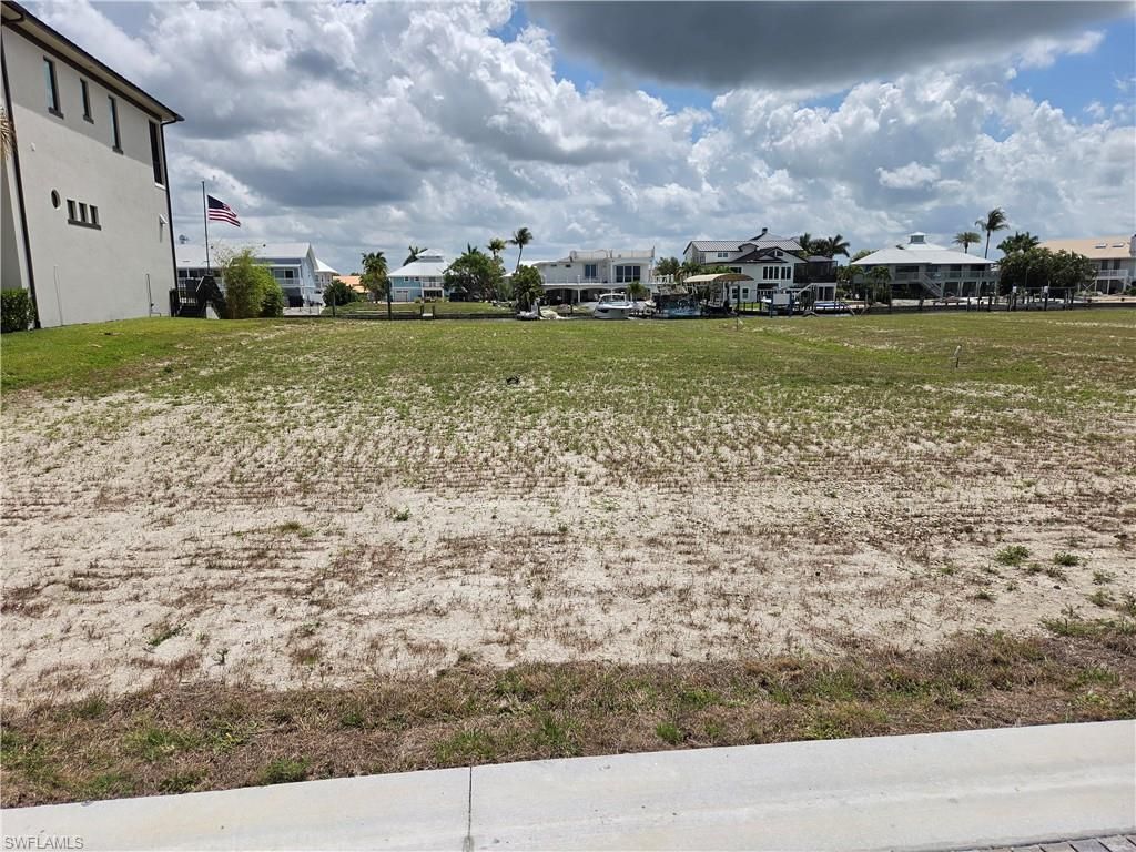 18231 Old Pelican Bay DR, FORT MYERS BEACH, FL 33931 — photo 5