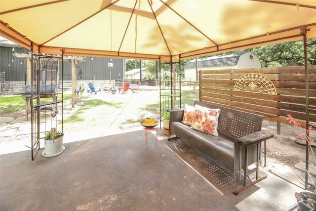 367 Hillcroft Drive, Weatherford, TX 76087