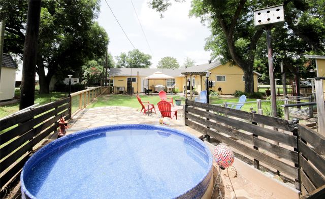 367 Hillcroft Drive, Weatherford, TX 76087