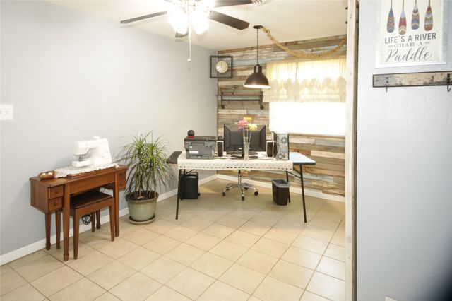 367 Hillcroft Drive, Weatherford, TX 76087