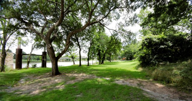367 Hillcroft Drive, Weatherford, TX 76087