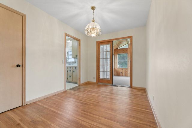 6400 Perry Avenue N, Brooklyn Center, MN 55429