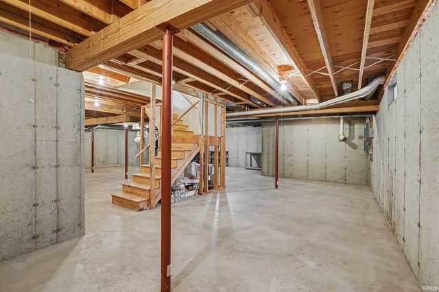 53255 Saint Matthew Court, Granger, IN 46530