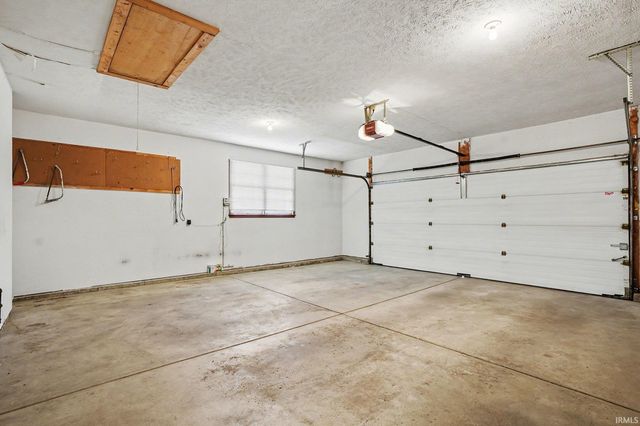 53255 Saint Matthew Court, Granger, IN 46530