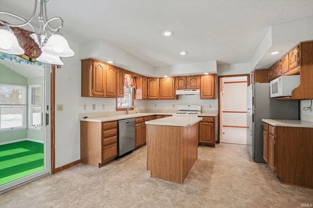 53255 Saint Matthew Court, Granger, IN 46530