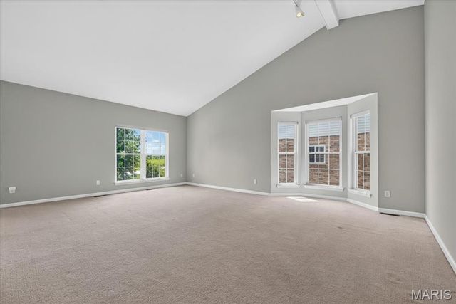 922 Penny Lane, St Peters, MO 63376