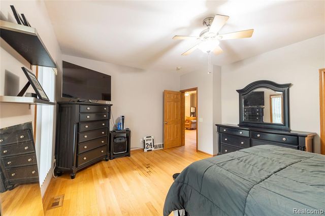 28101 Elwell Road, Belleville, MI 48111