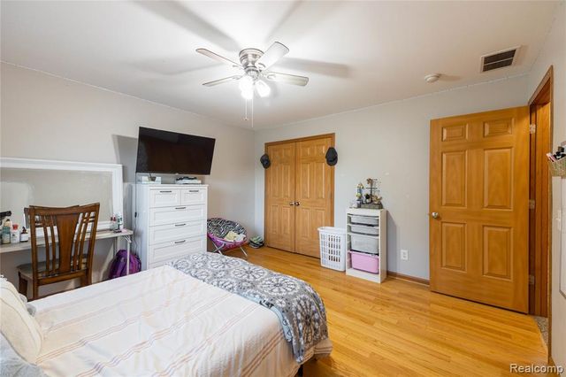 28101 Elwell Road, Belleville, MI 48111