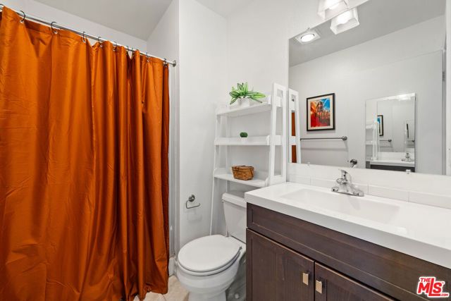 350 Burchett Street 101, Glendale, CA 91203