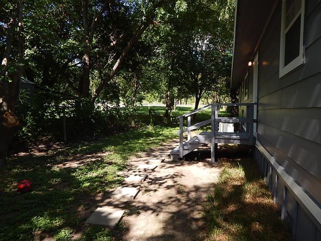 1510 Gordon St ST, Bastrop, TX 78602