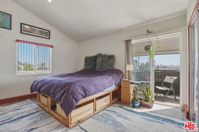 907 N Inglewood Avenue 1, Inglewood, CA 90302