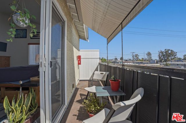 907 N Inglewood Avenue 1, Inglewood, CA 90302