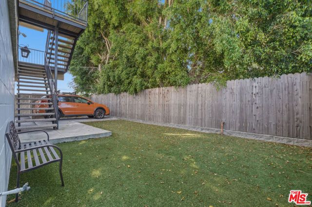 907 N Inglewood Avenue 1, Inglewood, CA 90302