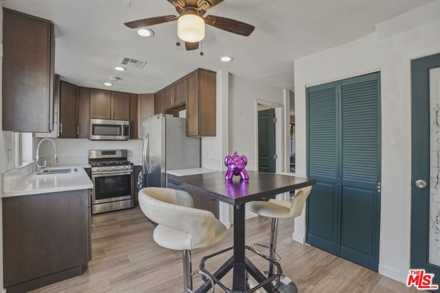 907 N Inglewood Avenue 1, Inglewood, CA 90302