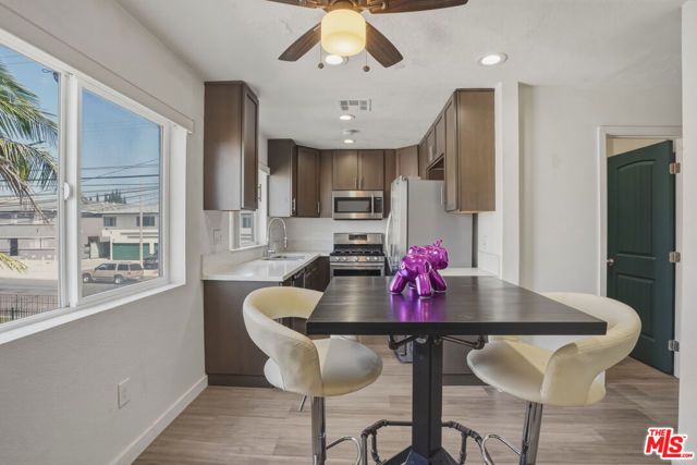 907 N Inglewood Avenue 1, Inglewood, CA 90302