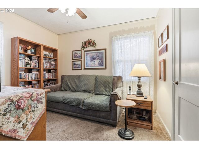 4414 Se 48TH Ave, Portland, OR 97206