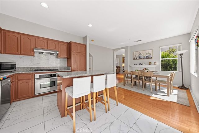 2626 W Ball Road J2, Anaheim, CA 92804