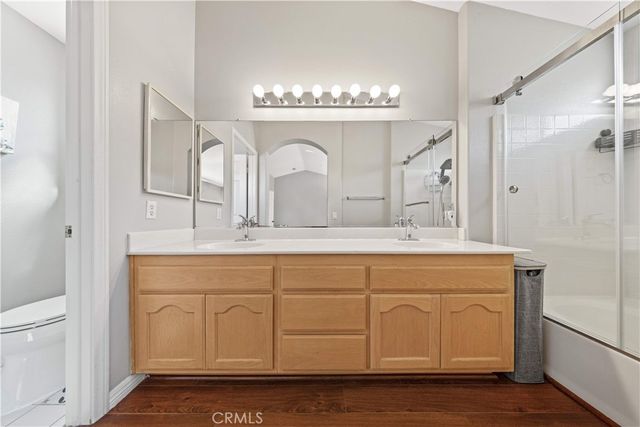 2626 W Ball Road J2, Anaheim, CA 92804