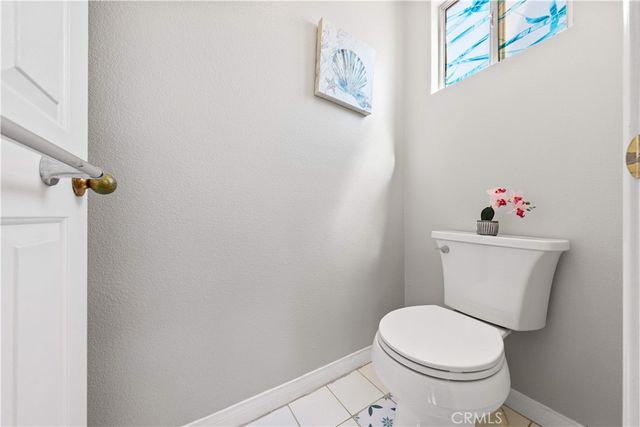 2626 W Ball Road J2, Anaheim, CA 92804