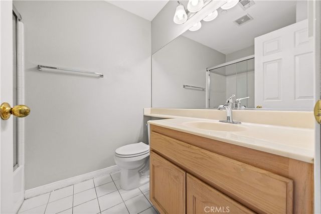 2626 W Ball Road J2, Anaheim, CA 92804