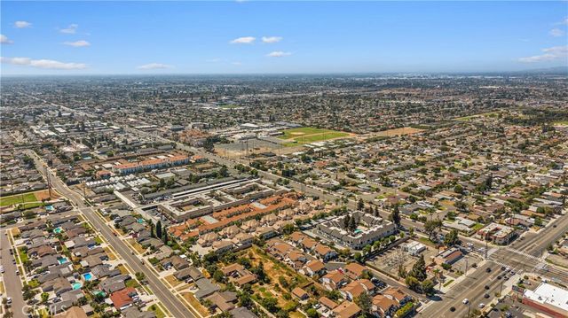 2626 W Ball Road J2, Anaheim, CA 92804
