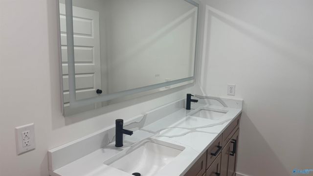 160 County Road 465, Centre, AL 35960