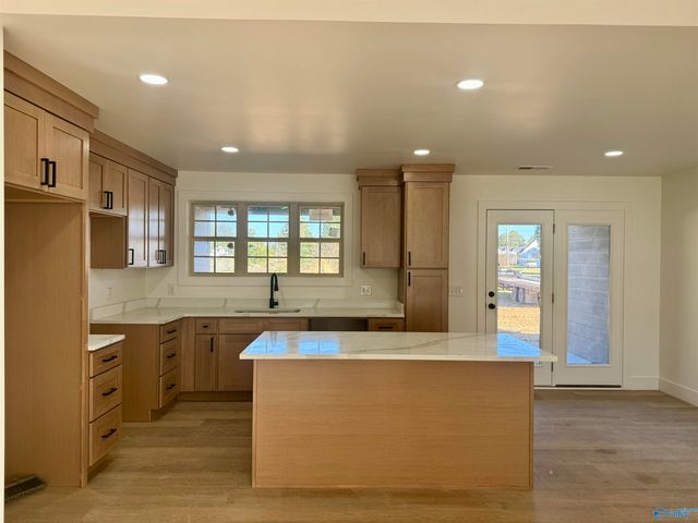 160 County Road 465, Centre, AL 35960