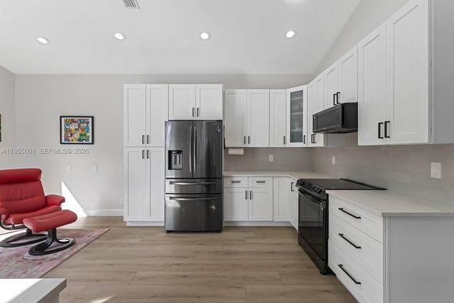 10122 Canoe Brook Circle, Boca Raton, FL 33498