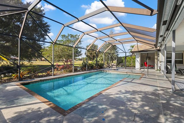 10122 Canoe Brook Circle, Boca Raton, FL 33498
