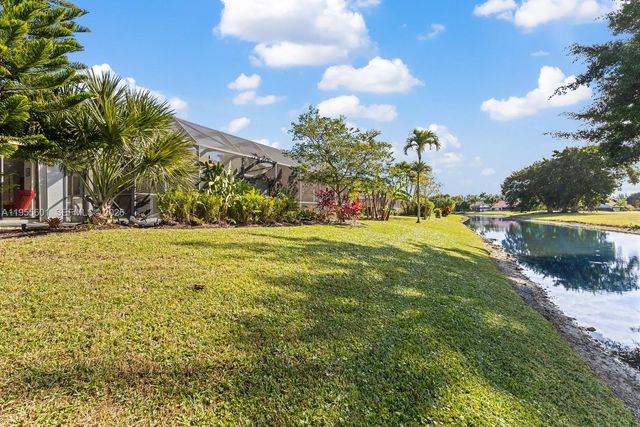 10122 Canoe Brook Circle, Boca Raton, FL 33498