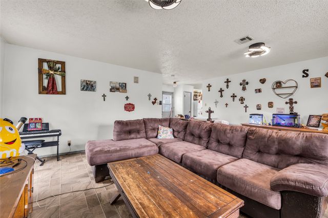 164 Deer Trail, Bruceville, TX 76630