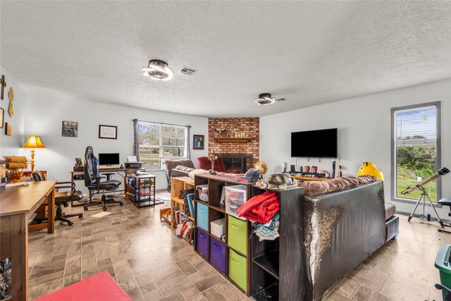 164 Deer Trail, Bruceville, TX 76630