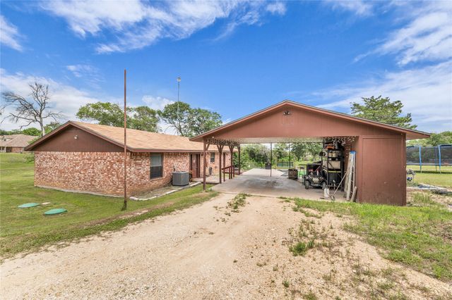 164 Deer Trail, Bruceville, TX 76630