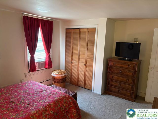 3442 Main Street, Washington Twp, PA 18080