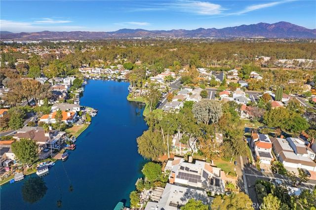 22631 Spring Lake, Lake Forest, CA 92630