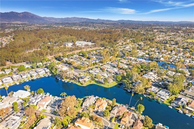 22631 Spring Lake, Lake Forest, CA 92630