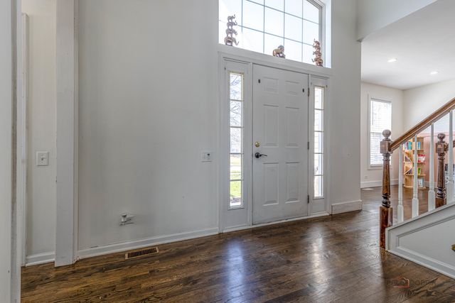 2212 Baxter Court, Elgin, IL 60123