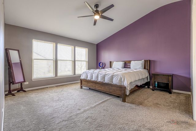 2212 Baxter Court, Elgin, IL 60123