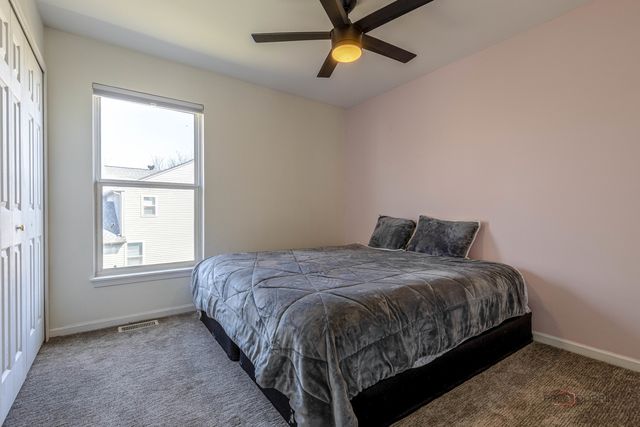 2212 Baxter Court, Elgin, IL 60123