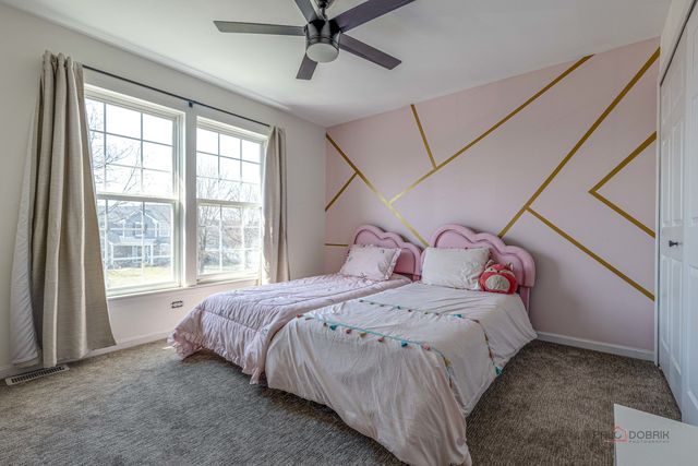 2212 Baxter Court, Elgin, IL 60123