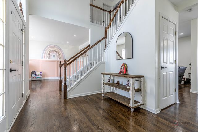 2212 Baxter Court, Elgin, IL 60123