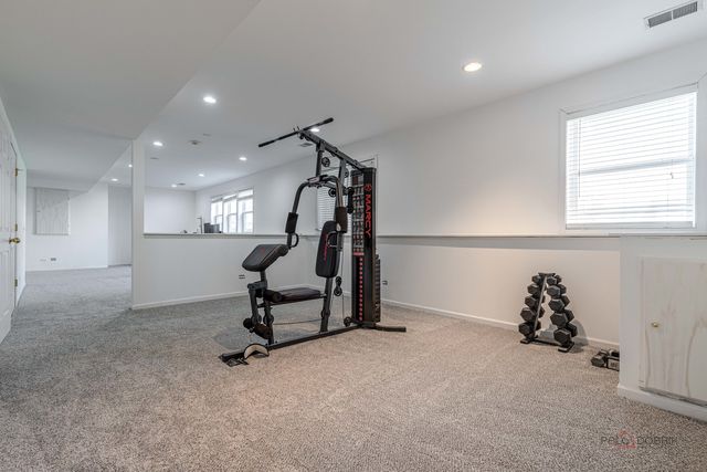 2212 Baxter Court, Elgin, IL 60123